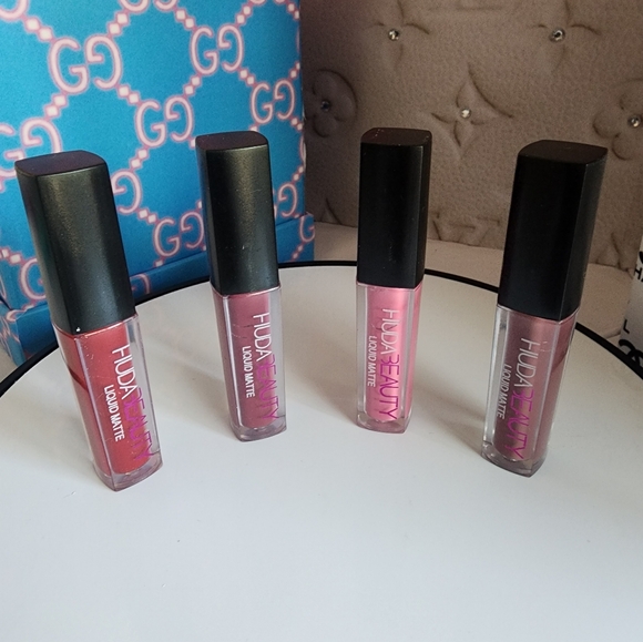 🔥HUDA BEAUTY LIQUID MATTE MINI LIPSTICK🔥 - Picture 2 of 6
